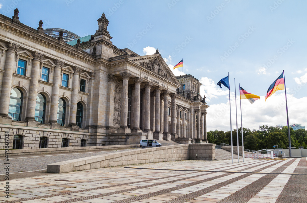 Obraz premium Reichstag Building historic edifice. Bundestag, German federal parliament on Platz der Republik in Berlin, Germany.