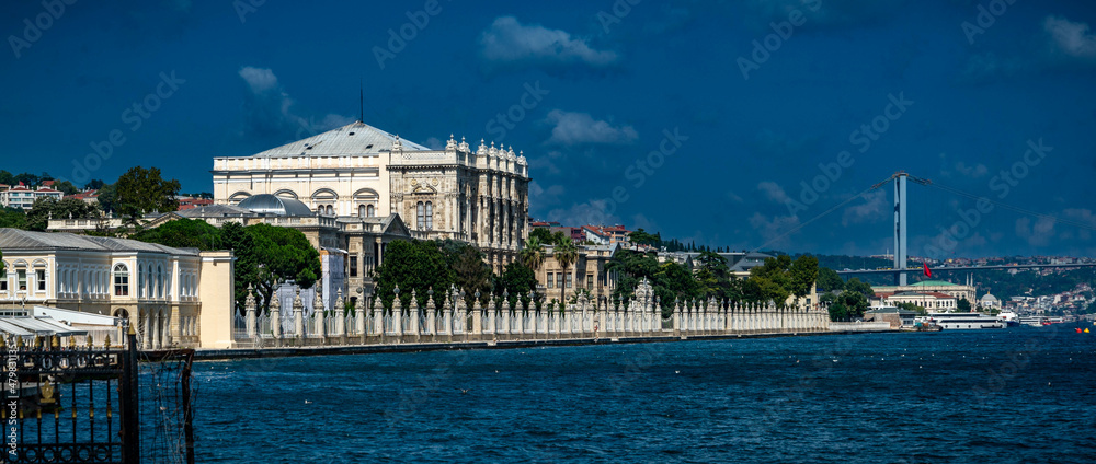 Fototapeta premium Título imágenes espectaculares del cuerno de oro en Estambul 