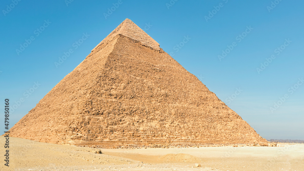 Fototapeta premium The Pyramid of Khafre is the second-tallest and second-largest of the 3 Ancient Egyptian Pyramids of Giza.