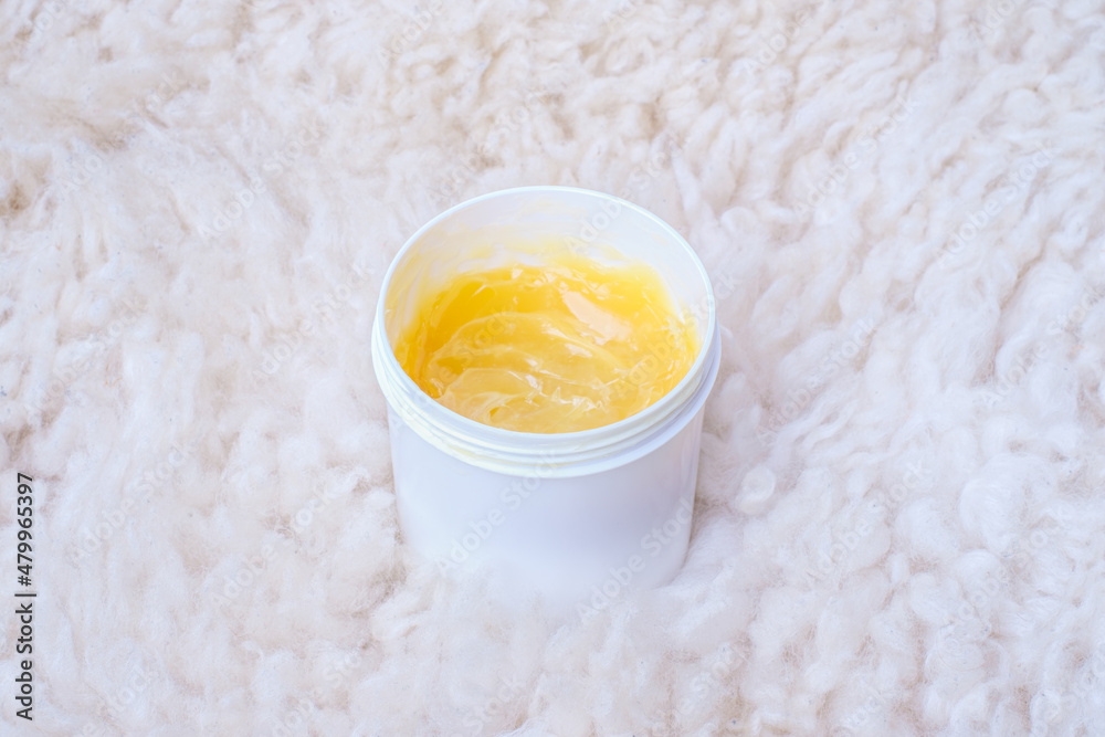 Lanolin auf Wolle Lanolin auf Wolle
