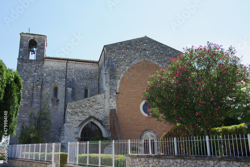 Santa Maria Arabona is an abbey dating from the late twelfth century belongs to the municipality of Manoppello in the province of Pescara, declared a national monument in 1902