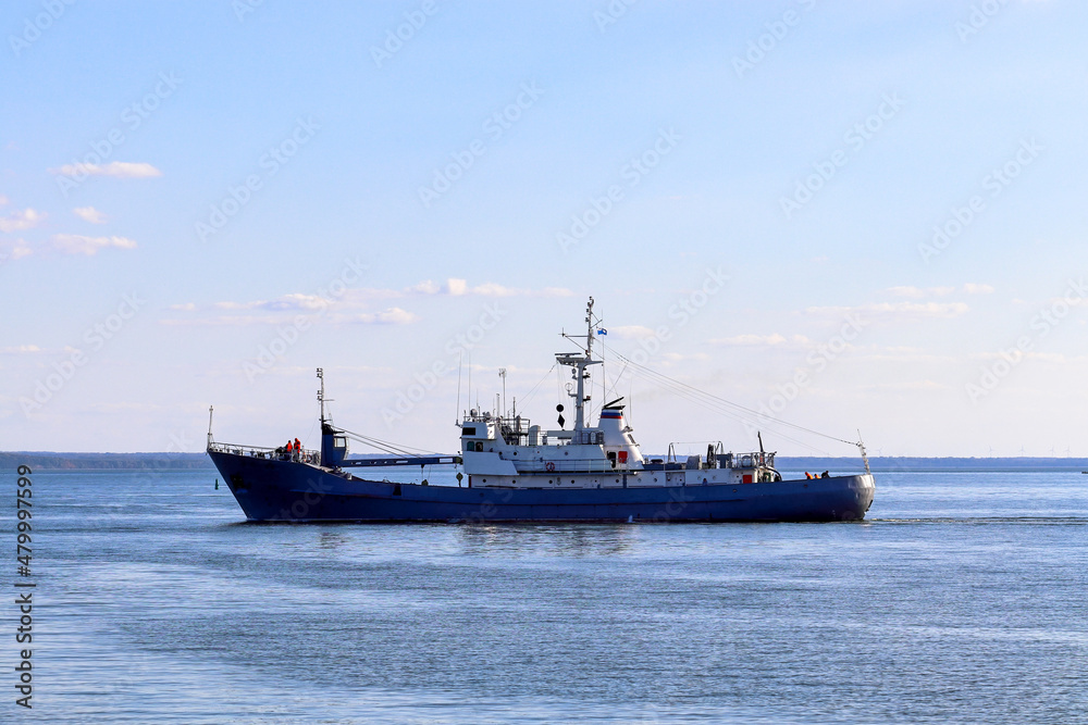 Hydrographic vessel maneuvers, haze at Baltic sea, Russia