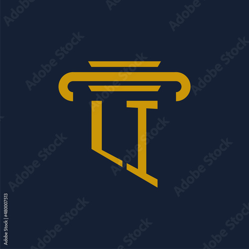 LI initial logo monogram with pillar icon design vector image