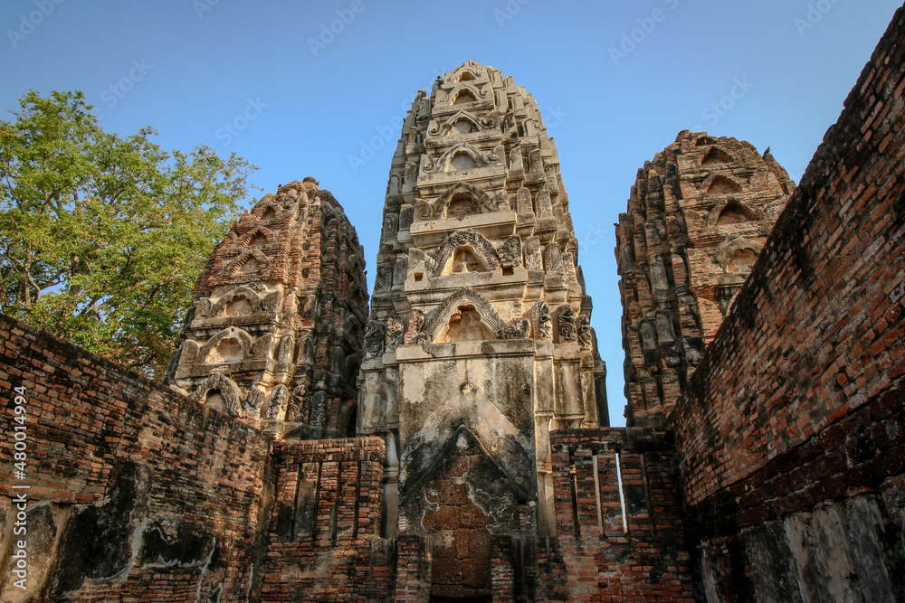 Fototapeta premium Ruins from the historic city of Sukhothai