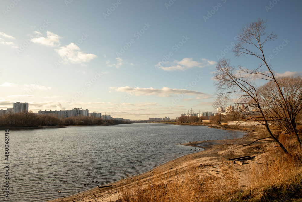 View of the Moskva River in the Kaponya area in late autumn
