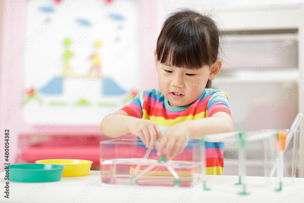 young girl play science experiments for homeschooling young girl play science experiments for homeschooling