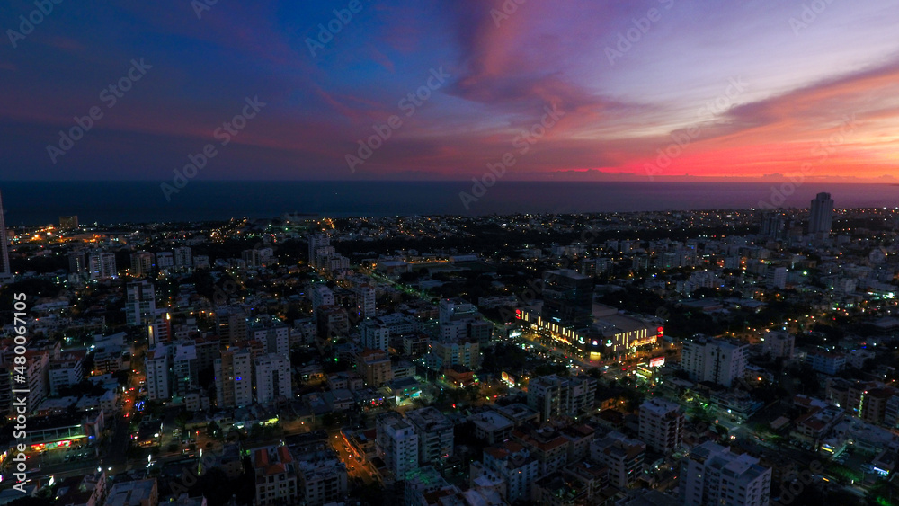 Fototapeta premium Bella Vista, Santo Domingo, República Dominicana.