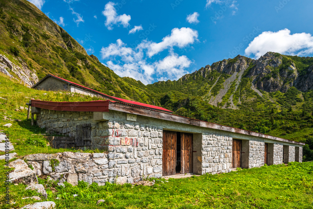 Carnic Mountains. Ponds, huts and breathtaking views.