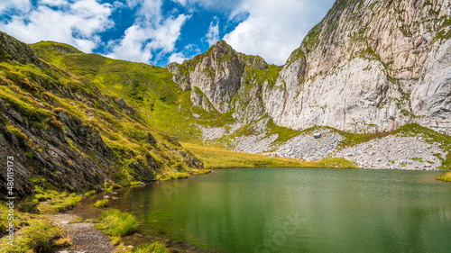 Fototapeta Naklejka Na Ścianę i Meble -  Carnic Mountains. Ponds, huts and breathtaking views.