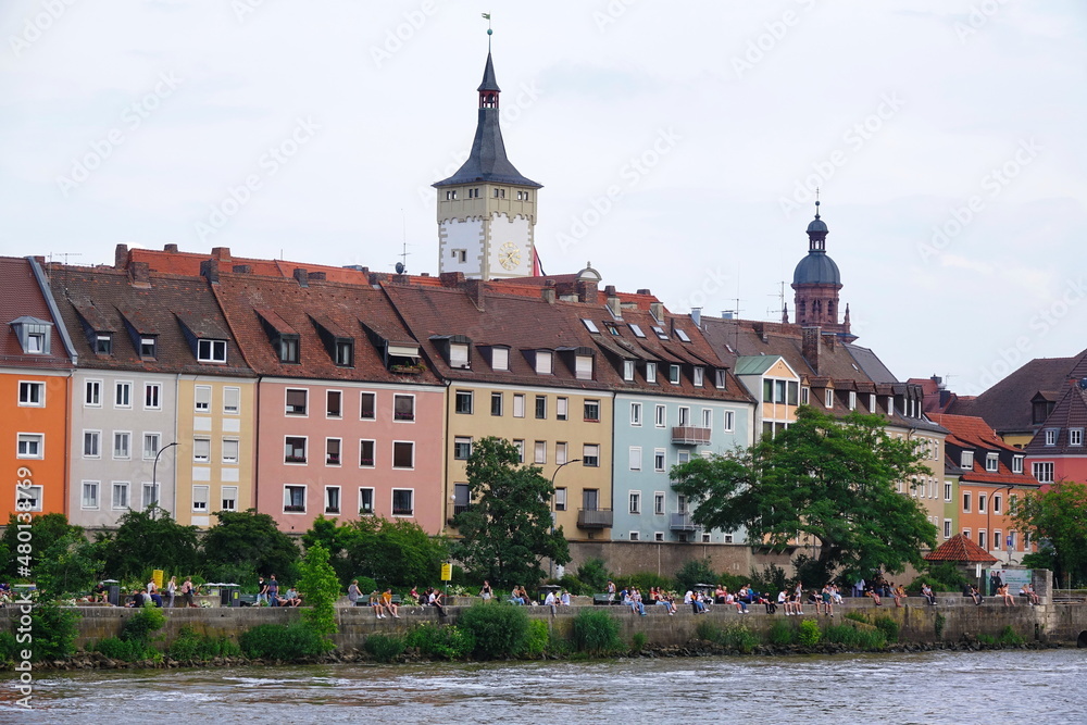 Fototapeta premium Main und Rathauss in Wuerzburg