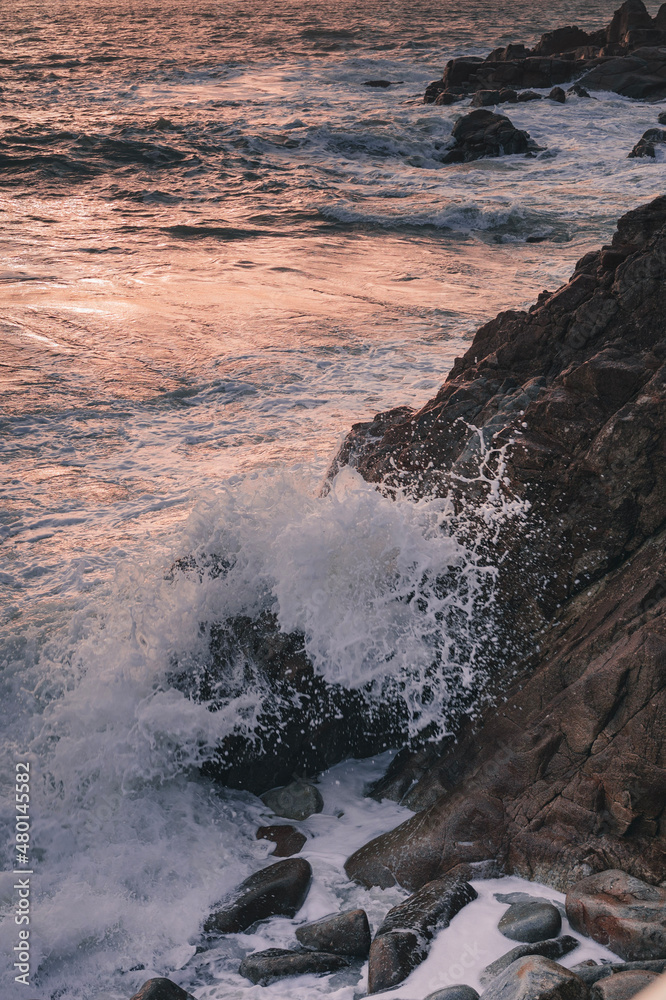 Grandes vagues déchainées sur la cote Atlantique Stock Photo | Adobe Stock