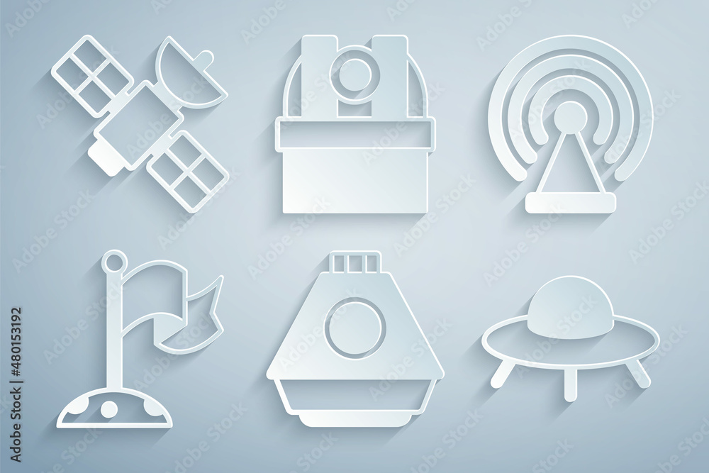 Set Space capsule, Radar, Moon with flag, UFO flying spaceship, Astronomical observatory and Satellite icon. Vector Set Space capsule, Radar, Moon with flag, UFO flying spaceship, Astronomical observatory and Satellite icon. Vector