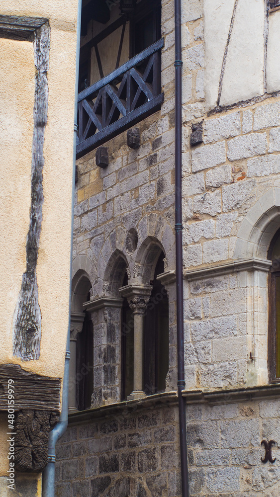 Fototapeta premium Ville de Saint-Antonin-Noble-Val, dans le Tarn-et-Garonne