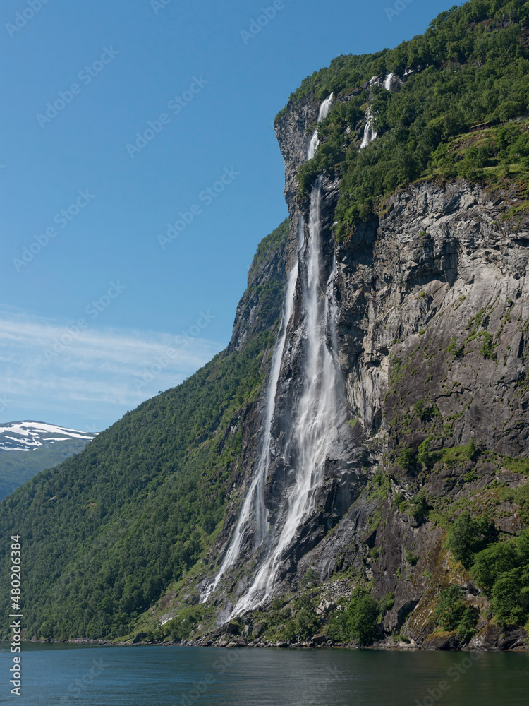 waterfall geiranger fjord norway