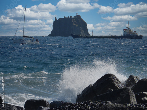 Blick von der Vulkaninsel Stromboli auf den Vulkan-Neck Strombolicchio photo