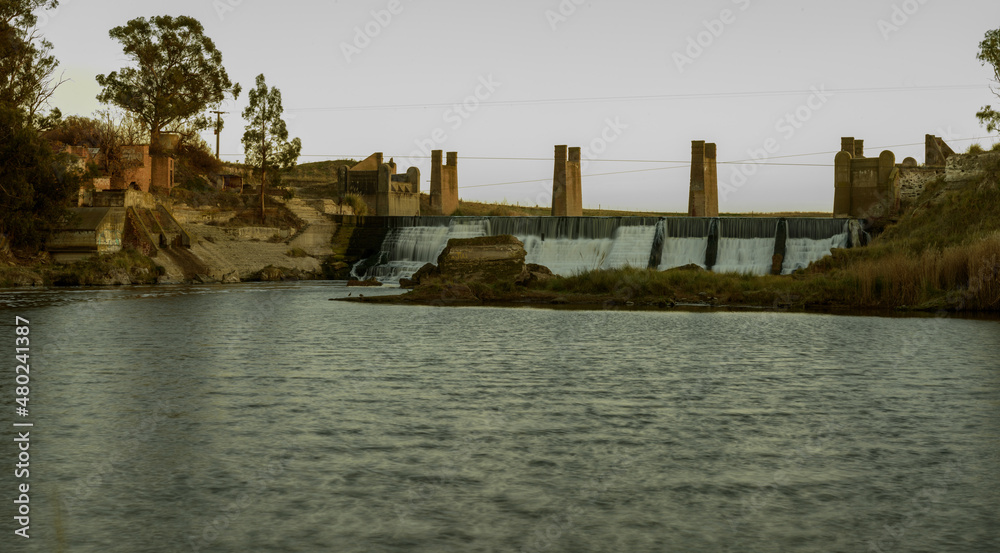 Usina Abandonada, Oriente, Dorrego, Pcia Buenos Aores, Argentina. Usina Abandonada, Oriente, Dorrego, Pcia Buenos Aores, Argentina.