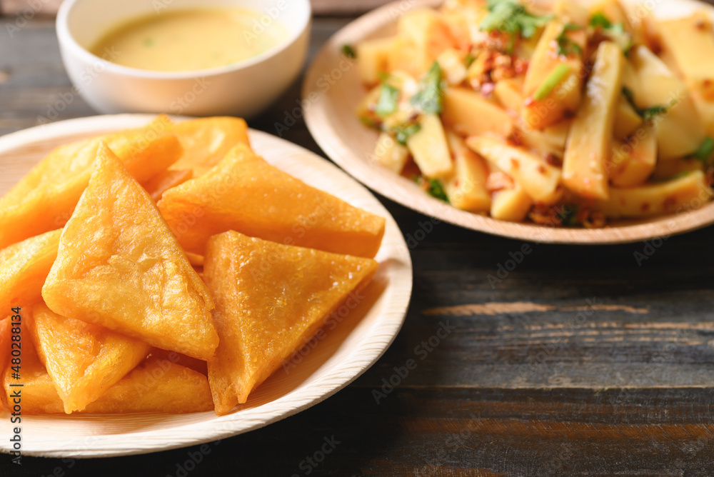 Deep fried Burmese tofu and spicy fresh Burmese tofu salad, Tai Yai food in Northern of Thailand