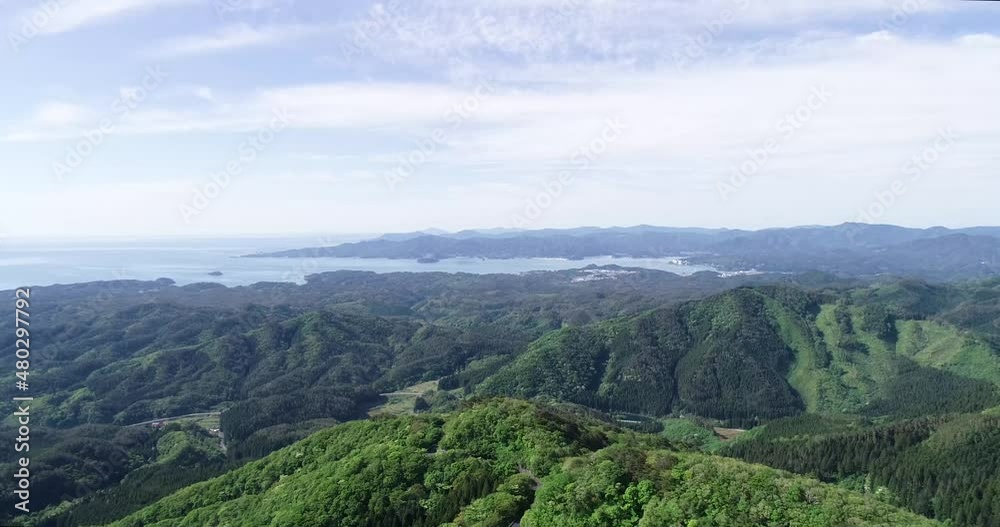 《宮城県・南三陸》志津川湾と山々 《宮城県・南三陸》志津川湾と山々