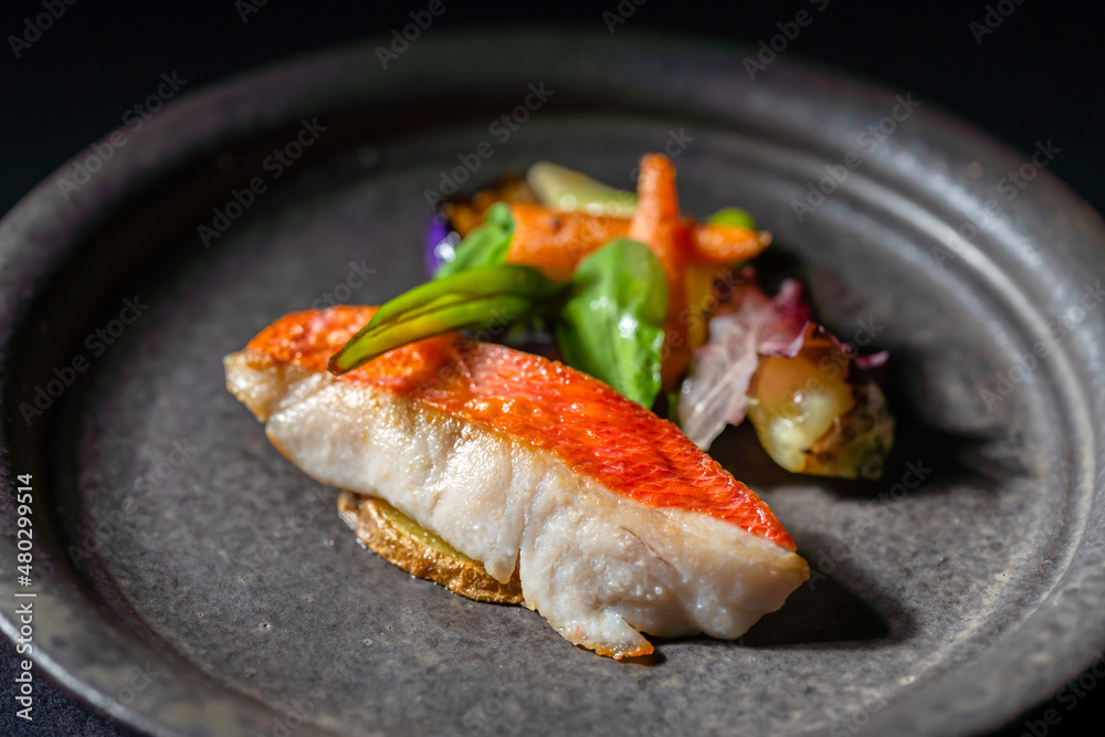 魚料理・レストラン・盛り付け 魚料理・レストラン・盛り付け