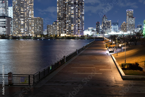 東京湾　ランニングコース　夜景