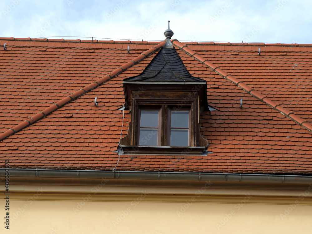 Hausdach mit Dachgaube