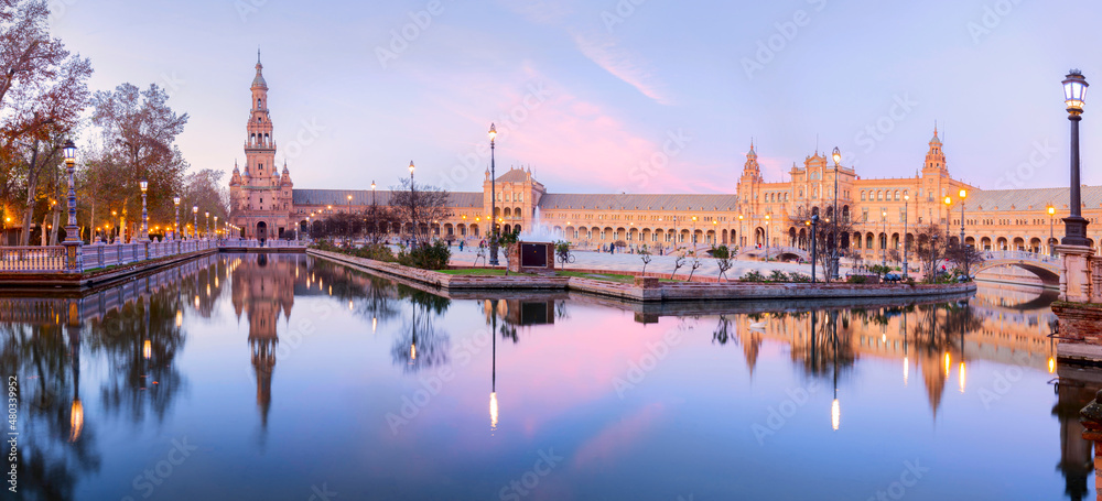 Fototapeta premium scenic view of Plaza de España The Plaza de España is a plaza in the Parque de María Luisa, Historical landmark in Seville sunset, Spain