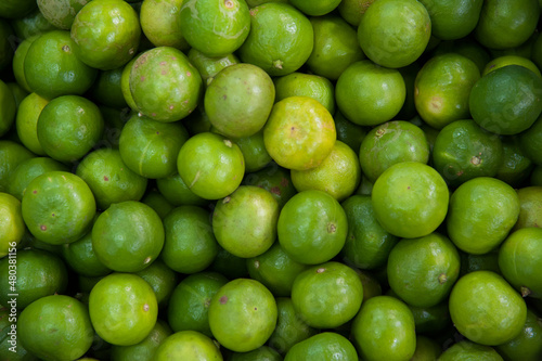 Valokuva fresh green limes background