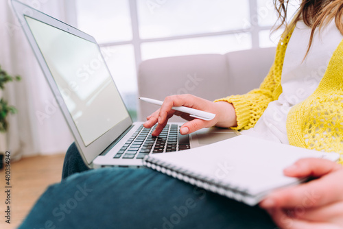 woman working from home photo