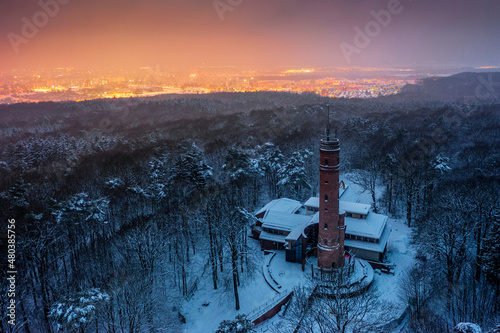Wieża widokowa na Górze Chełmskiej w Koszalinie © darek