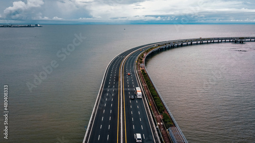 traffic on the bridge © harry