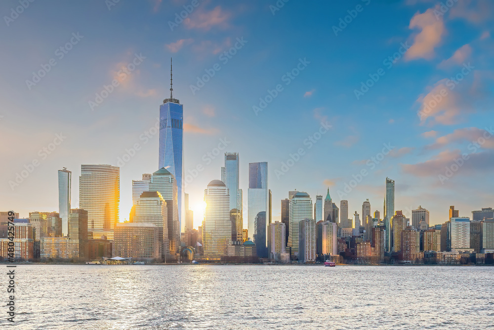 Fototapeta premium New York City skyline cityscape of Manhattan in USA