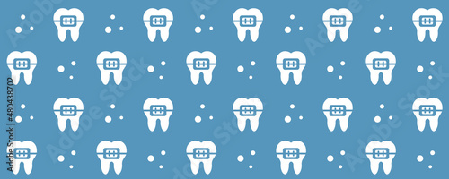 Simple dental pattern of braces. Flat illustration of teeth.