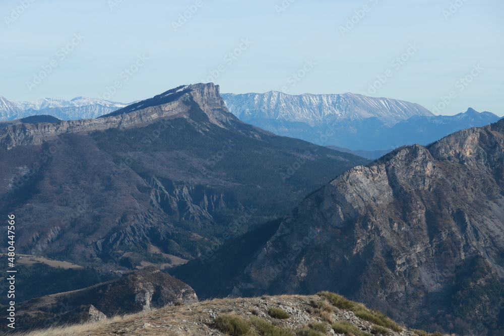 paysage des Alpes de Haute Provence et Haute Alpes