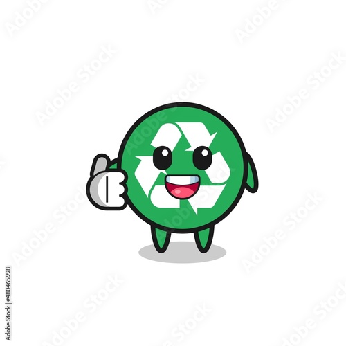recycling mascot doing thumbs up gesture