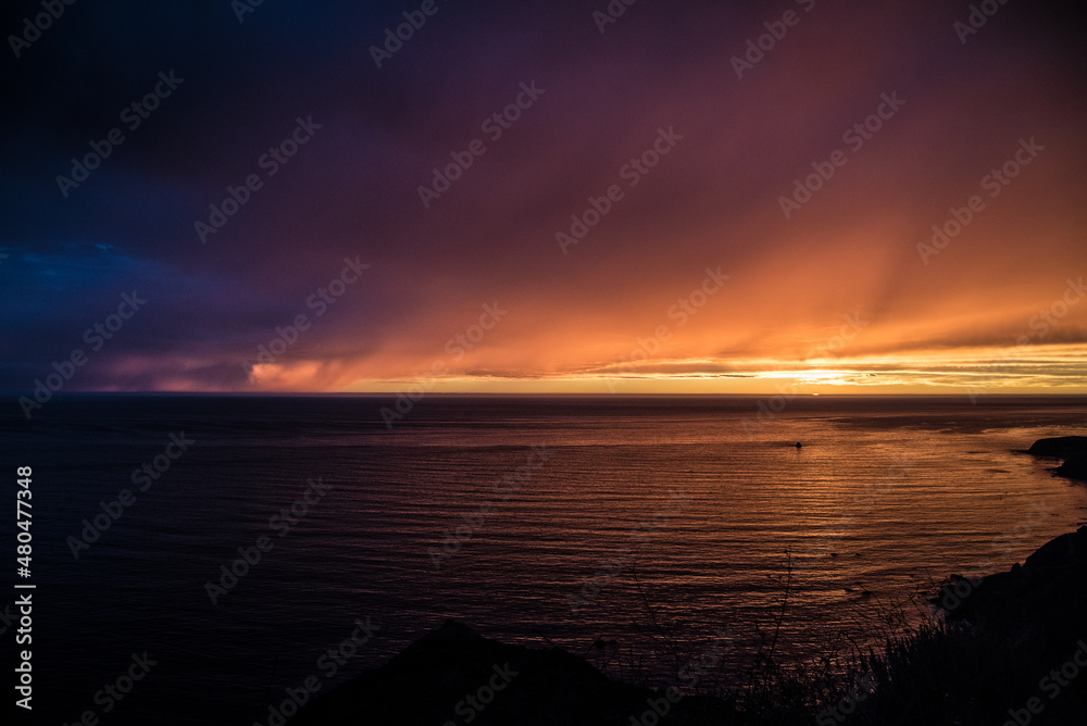 Fototapeta premium Sunset in California on Pacific Coast Highway One