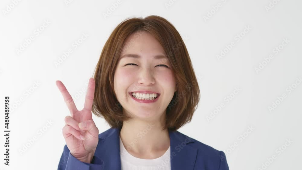 ピース・女性 ピース・女性