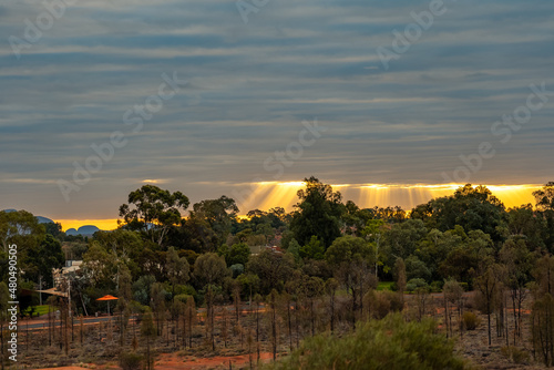 Foto Cloudy day at  Ayers Rock Uluru-Kata Tjuta  in Northern Territory, Australia