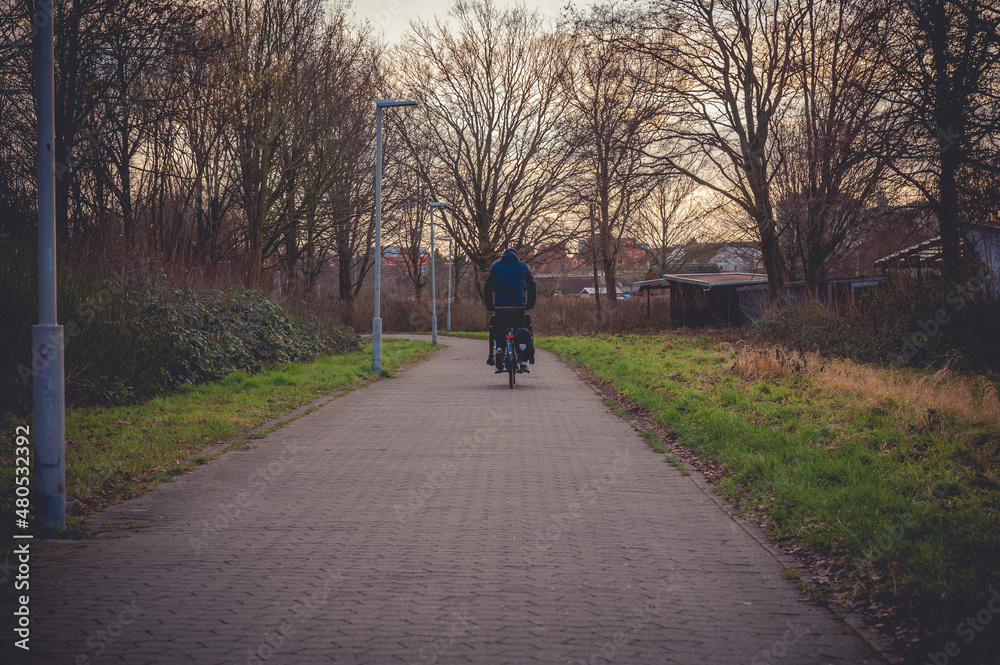 person riding a bicycle person riding a bicycle