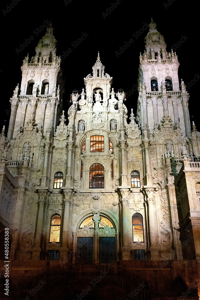 Fachada de la Catedral de Santiago en la plaza del Obradoiro, Galicia