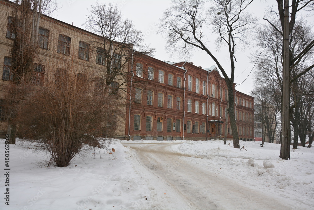 old abandoned building old abandoned building