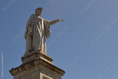 Statua Dante photo