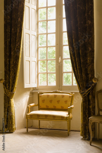 Принти на полотні Window in medieval castle