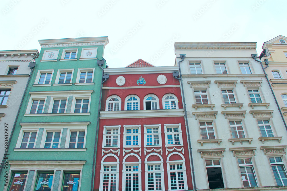 Fototapeta premium Beautiful architecture with old houses in Gdansk. colored buildings