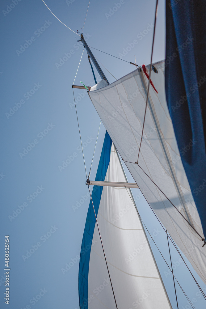 Fototapeta premium Full sails ahead