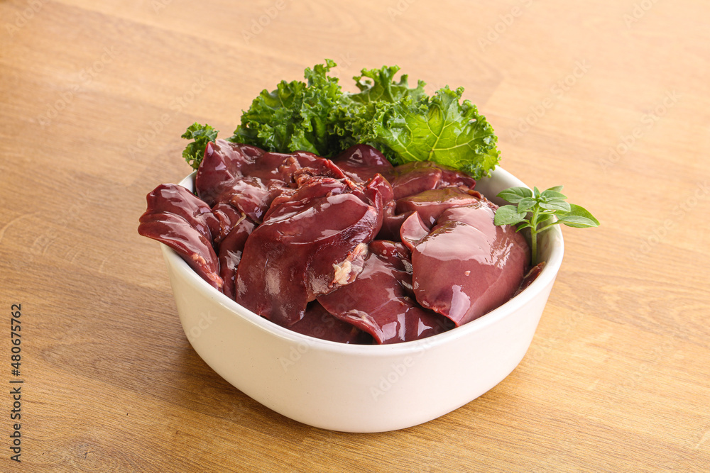 Raw chicken liver in the bowl