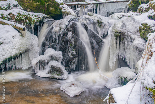 Eiswelt in der Ysperklamm- Niederösterreich im Jänner 2022