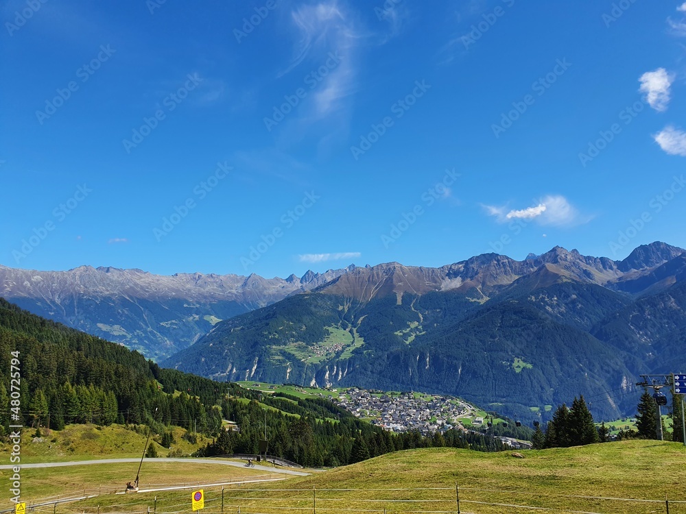 Schöner Tag in den Alpen