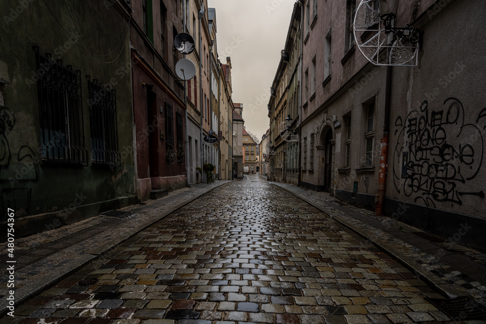 An old town alley close to the renaissance market square in Poznan, west-central Poland