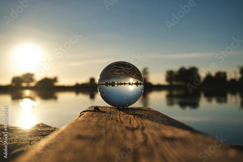 Glasskugel am Wasser - Lensball at Water Beach