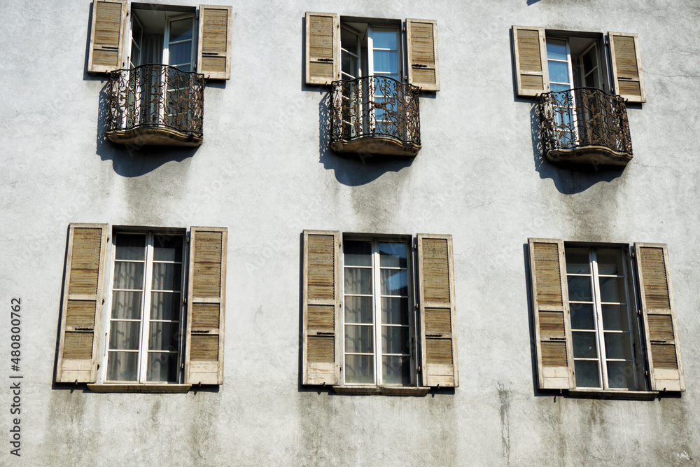 Windows with shutters in Bellinzona